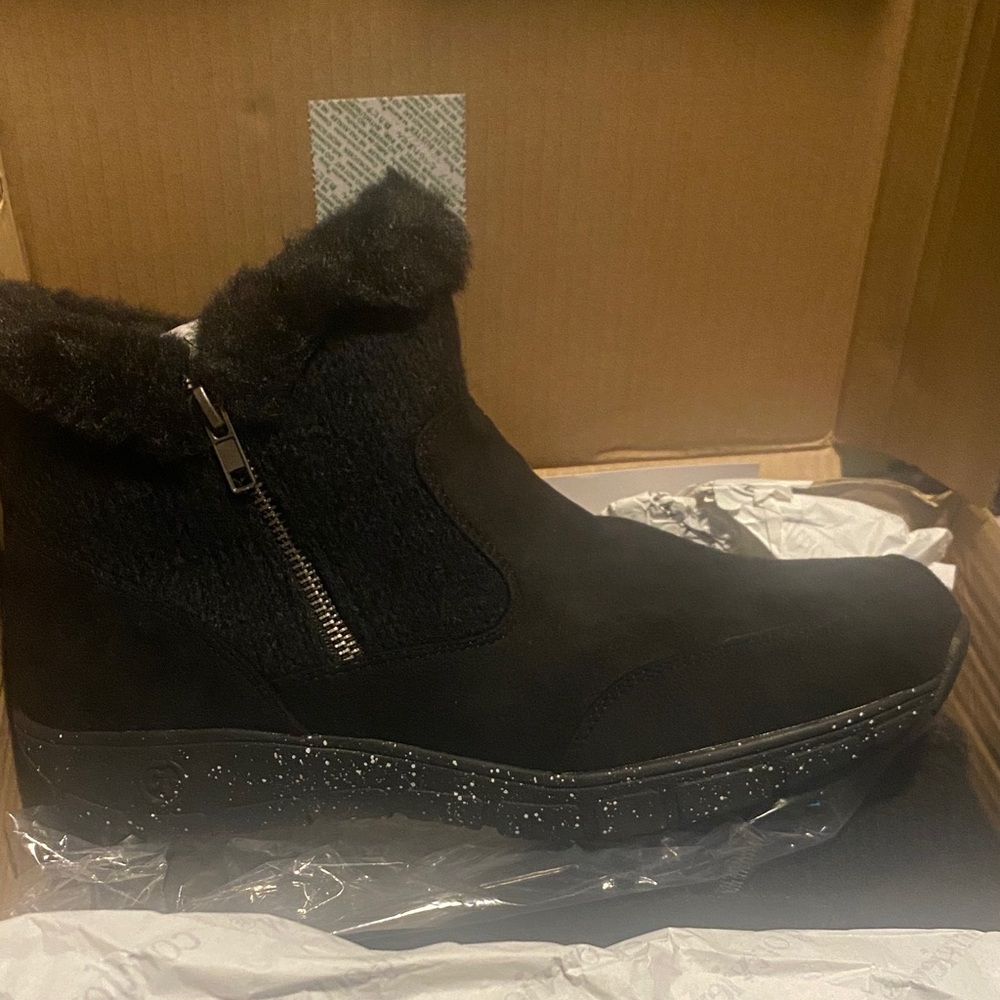 Women's Black Fur-Lined Ankle Boots(The Tavi Weather Booties)